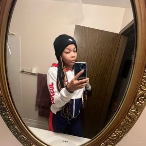 Meet your Posher, Kiara